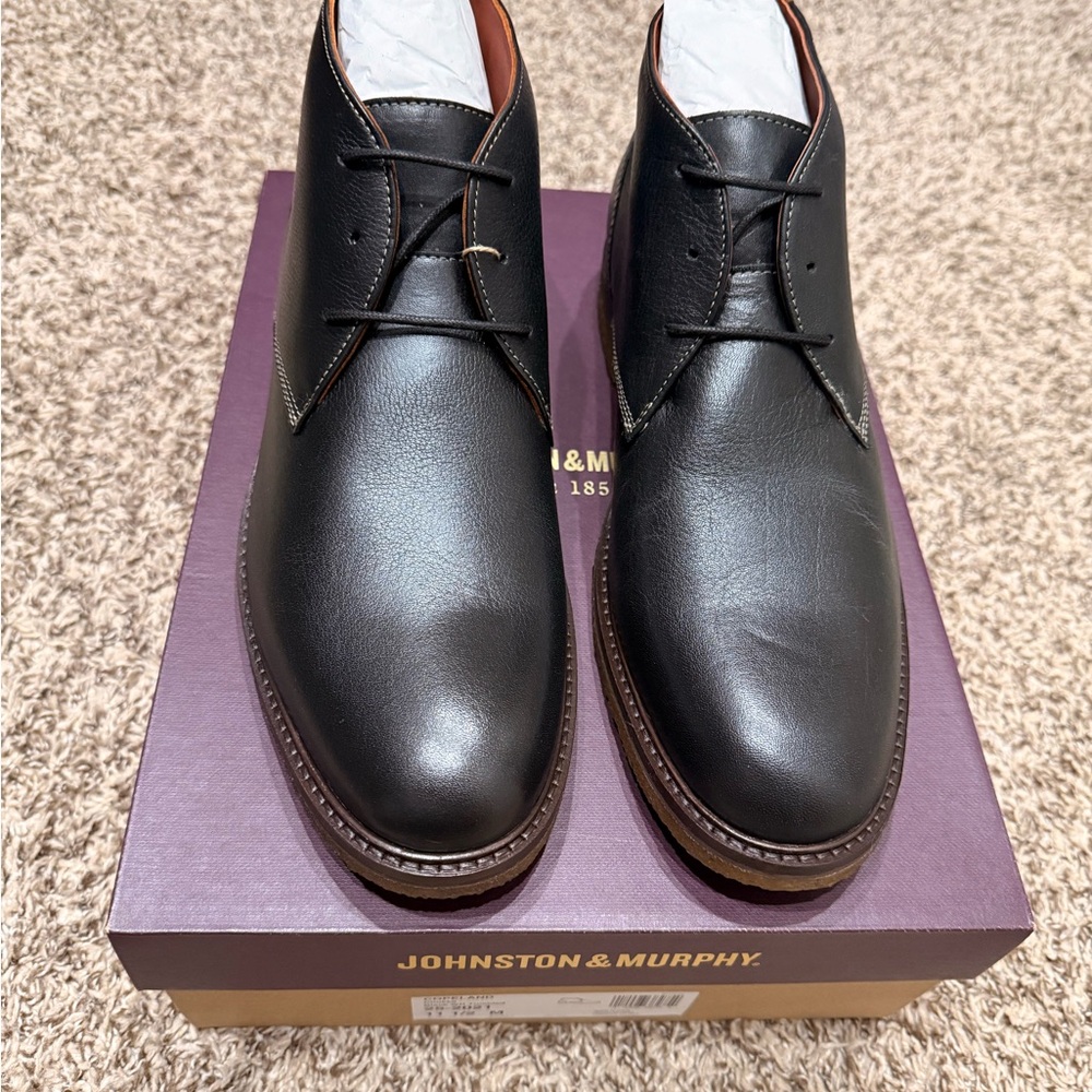 Johnston & Murphy Black Chukka Boots